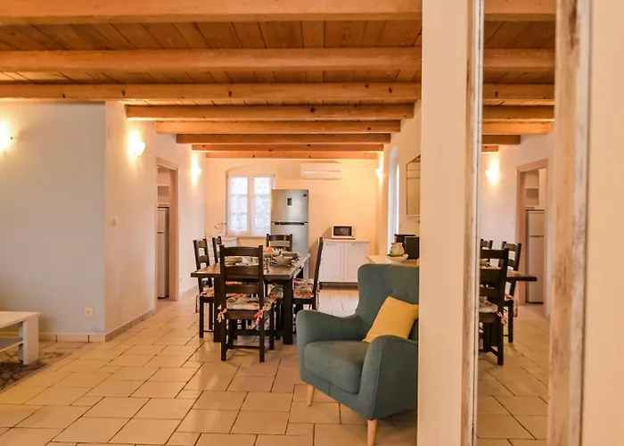 Casa With Pool Vila *